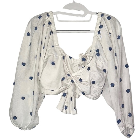 FARM Rio ~ Women’s Blue Flowers Crop Top ~ Size Small - Picture 2 of 6